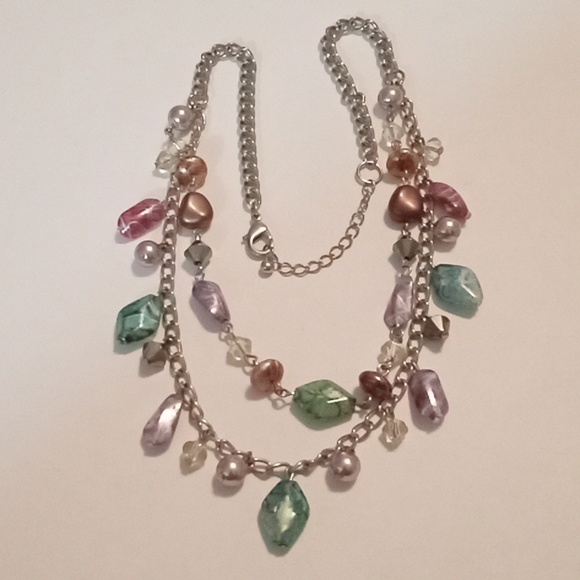 #651. 2 Piece Multi Colored & Faux Green Pearl Necklace Bundle - Picture 2 of 6